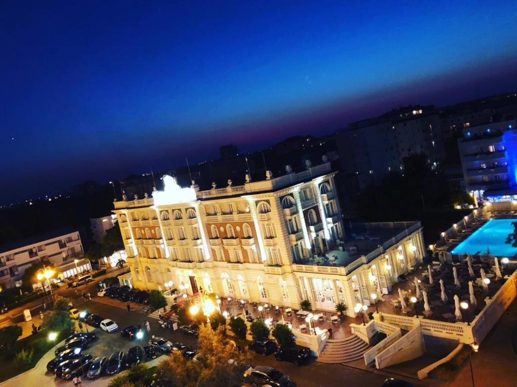 Grand Hotel Cesenatico Ngoại thất bức ảnh